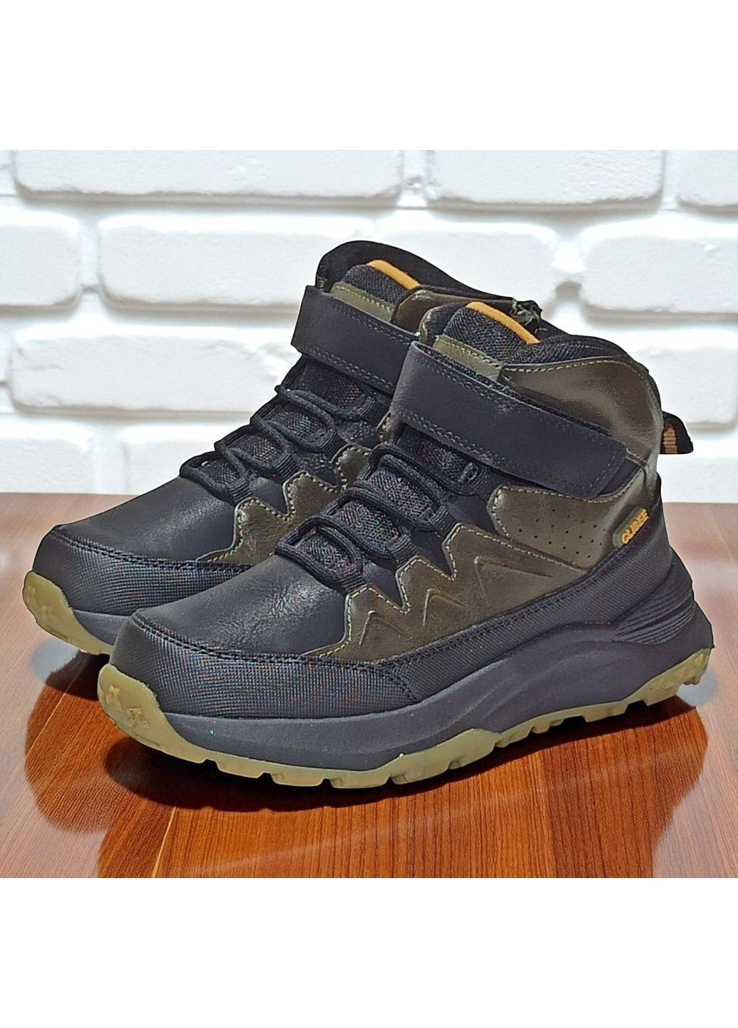 Утеплені демісезоні підліткові черевики хайтопи на липучці для хлопчика підлітка на флісі Клібі Clibee (362200609)