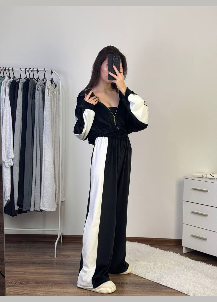 Жіночий спортивний костюм No Brand (346389532)