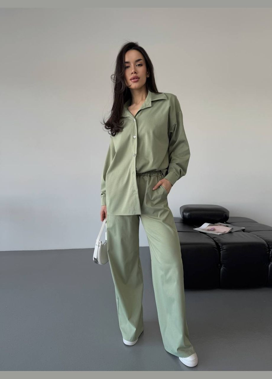 Бавовняний прогулянковий костюм оливкового кольору 31464 No Brand (323642431)