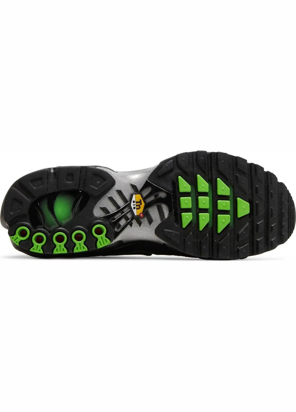 Чорні всесезонні кросівки air max plus tn black silver green strike — dr0139-001 Nike