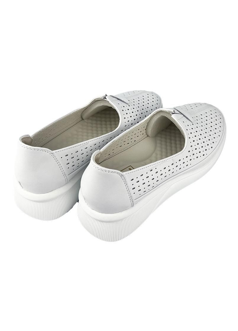 Мокасини жіночі перфорована шкіра білі 7020-1 Kadisailun (323137643)