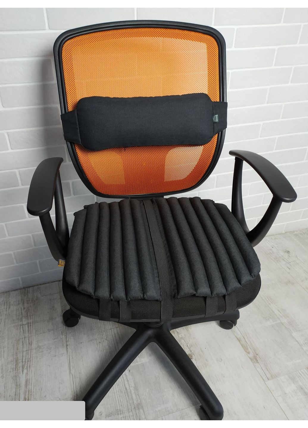 Ергономічні подушки EKKOSEAT на офісне та комп'ютерне крісло. Набір. Графіт. OF 1G2H-101-2 Ekko Seat (353719038)