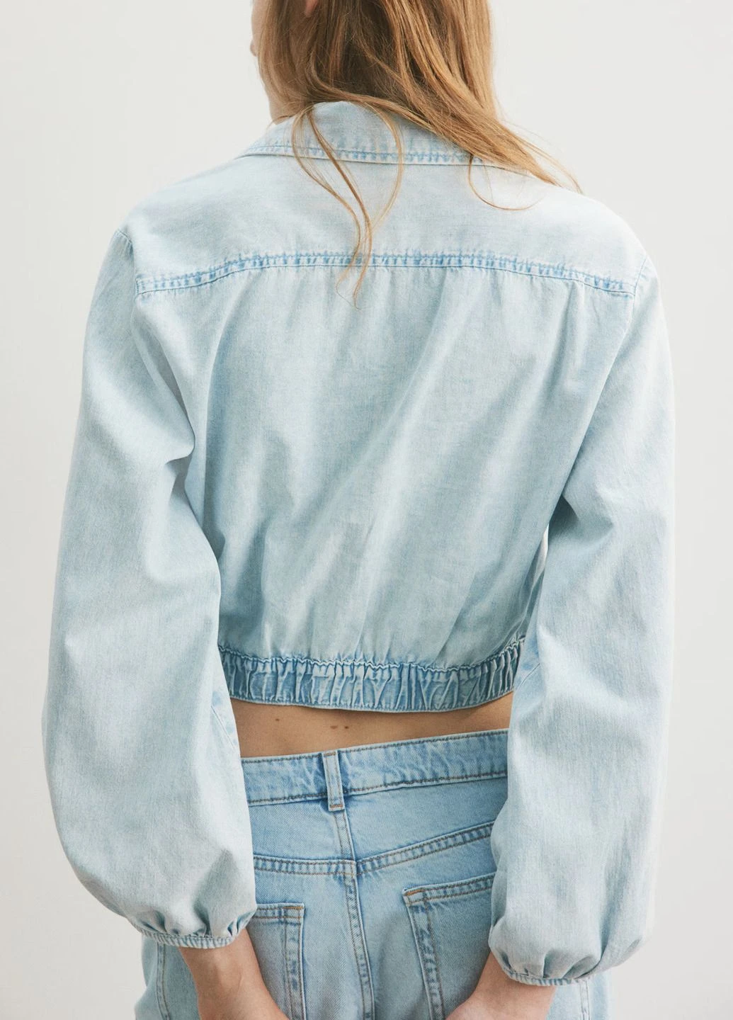 Светло-голубая блузка H&M