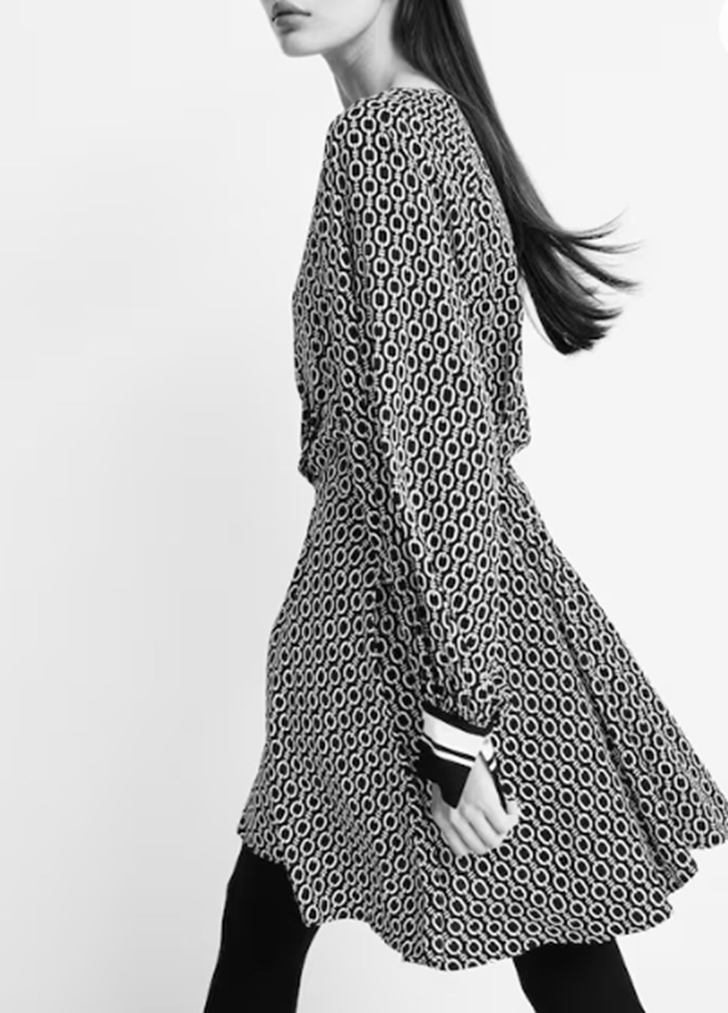 Черное повседневный платье H&M с рисунком