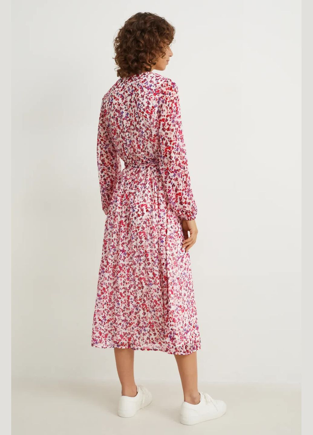 Розовое кэжуал шифоновое платье в цветочный принт C&A однотонное