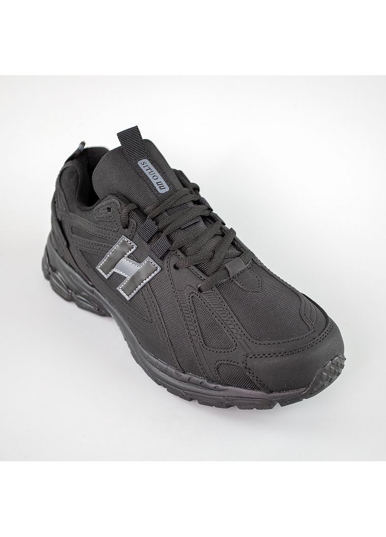 Черные кроссовки мужские Situo
