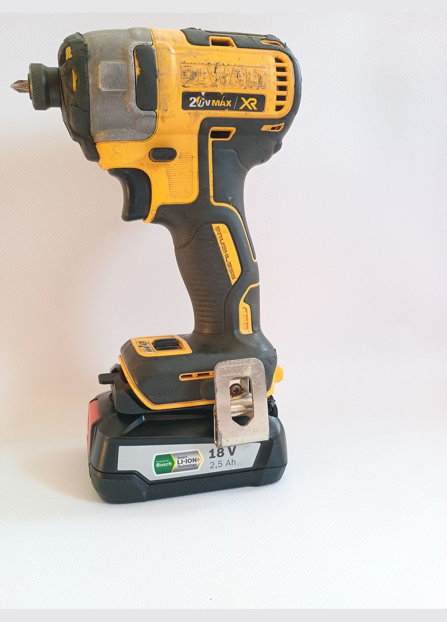 Адаптер, перехідник з акумулятора Bosсh PBA на інструмент Dewalt No Brand (365797434)