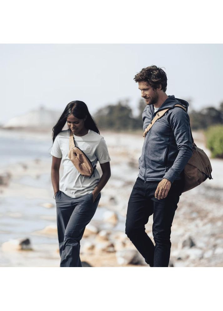 Сумка Aion Sling Bag TASB102 Black (3204727) Thule (306746027)