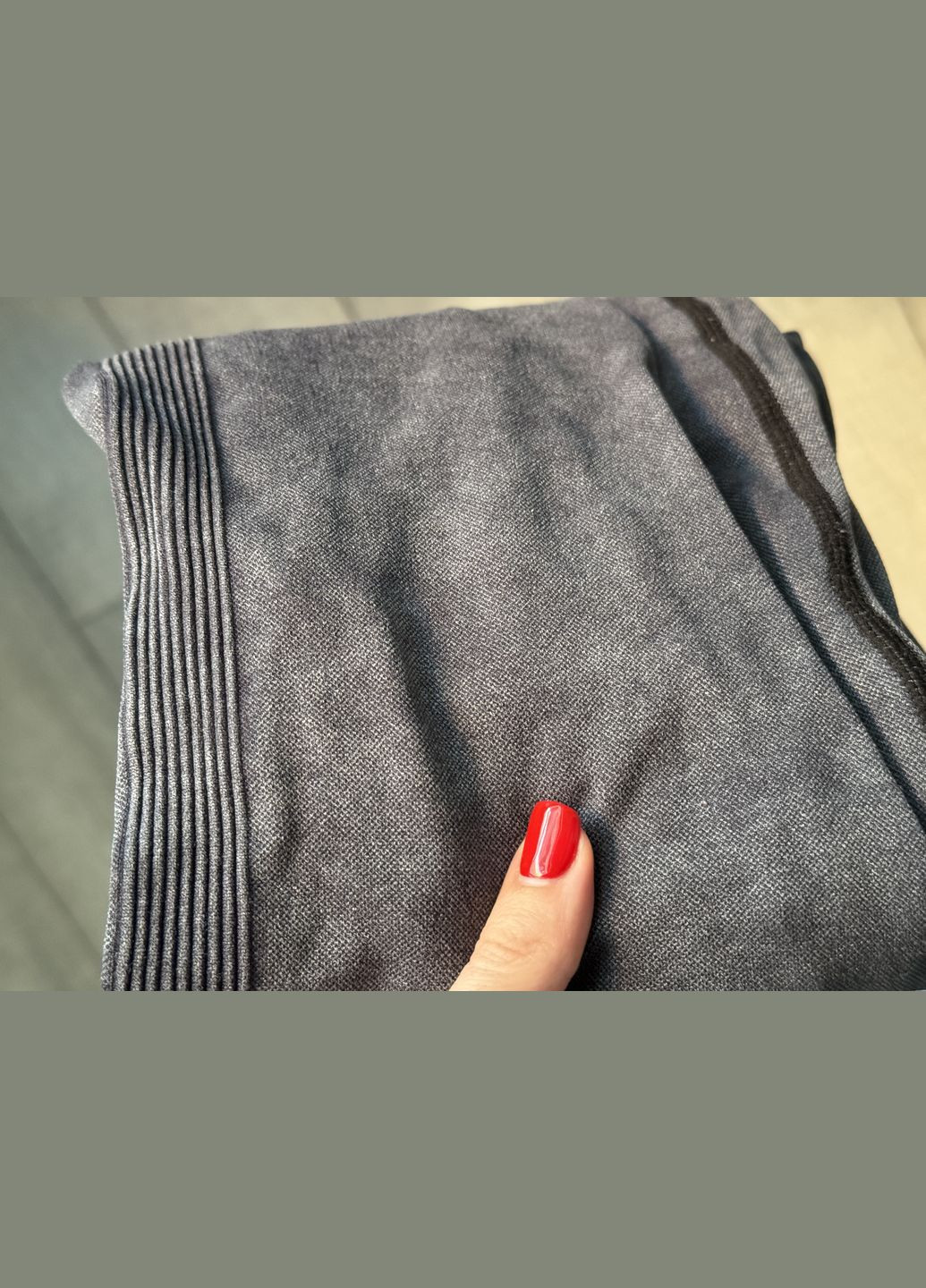 Черные демисезонные женские спортивные лосины стильные леггинсы для фитнеса бесшовные с высокой талией эффект push up размер ( ) No Brand