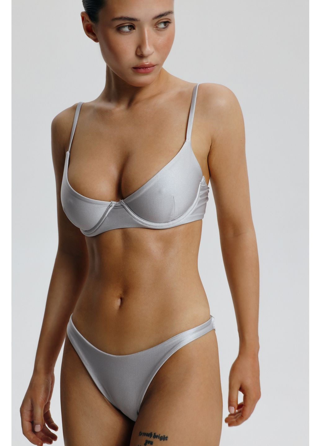 Серебристый летний купальник раздельный серебряный 721 Papaya