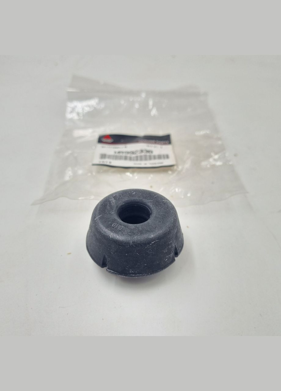 Оригінальна втулка стійки переднього амортизатора MR992330 Л200, PAJERO Паджеро Спорт Mitsubishi (345741622)