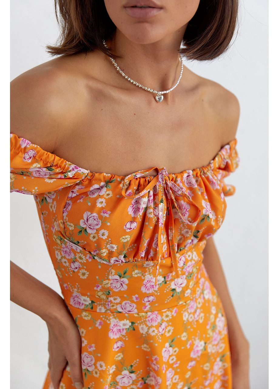Оранжевое повседневный женское летнее платье мини в цветочный принт с открытой спиной Byron с цветочным принтом