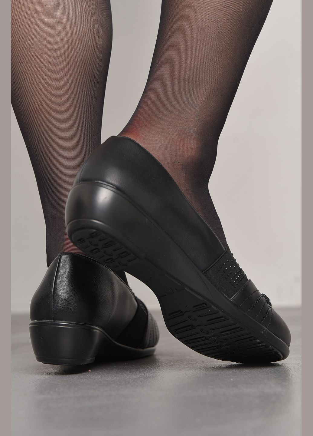 Туфлі жіночі чорного кольору Let's Shop (285692256)