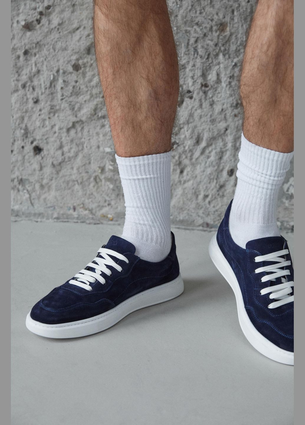 Чорні кеди, колір чорний Estro