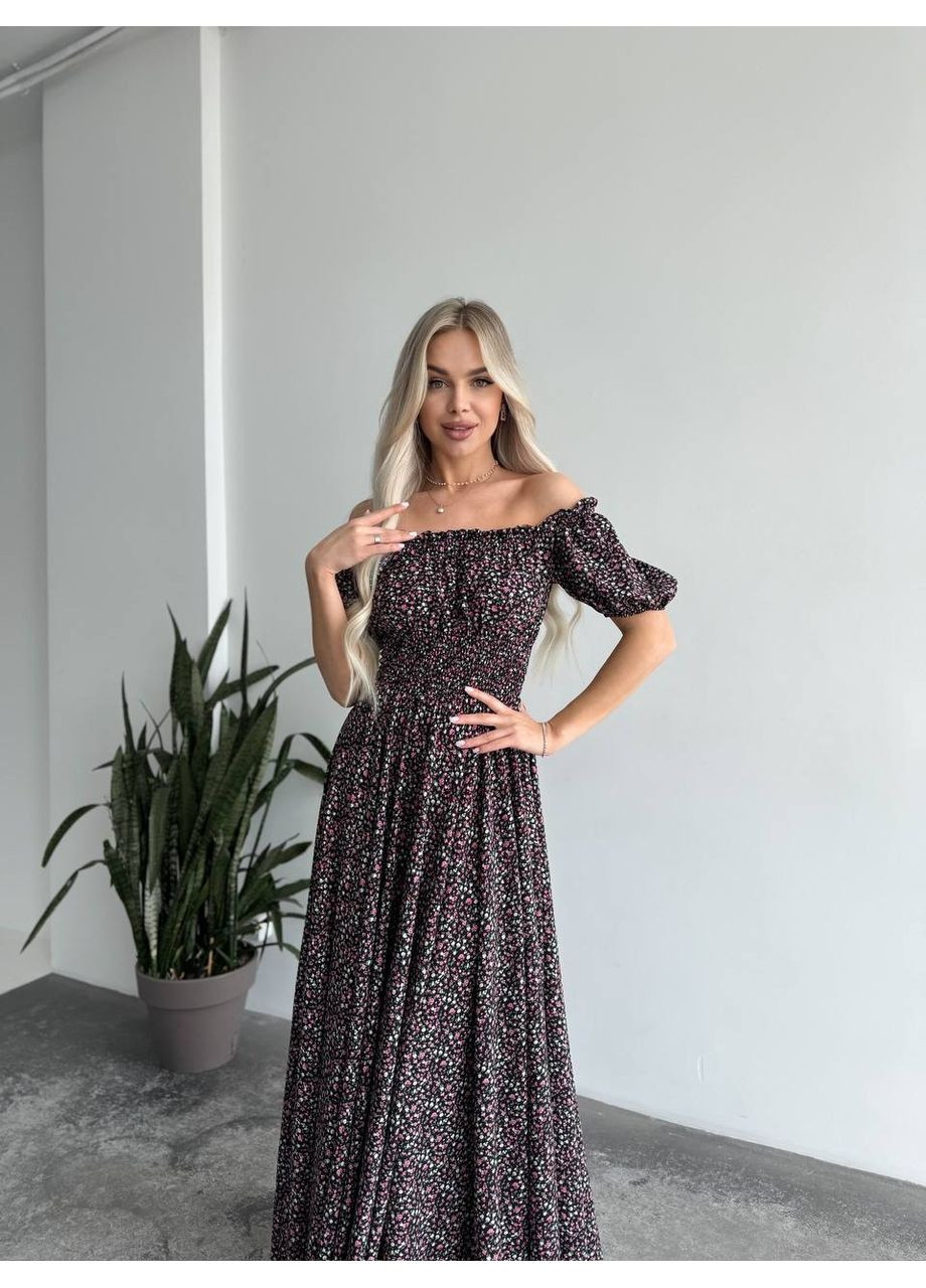 Чорна сукня максі в підлогу у рожеву квітку чорного кольору No Brand