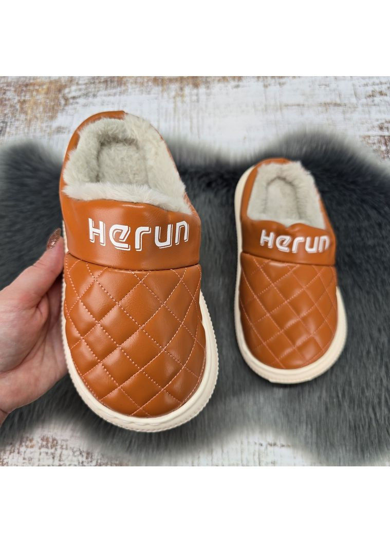 Светло-коричневые тапочки женские чуни эко-кожа на меху светло-коричневые Luck Line