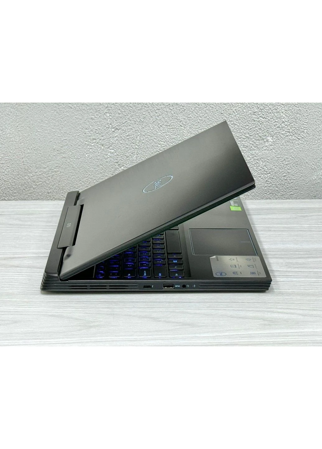 Ігровий ноутбук G5 15 5590 / 15.6" (1920x1080) IPS / Intel Core i7-9750H (6 (12) ядер по 2.6 - 4.5 GHz) / 16 GB DDR4 / 1000 GB Dell (398130493)