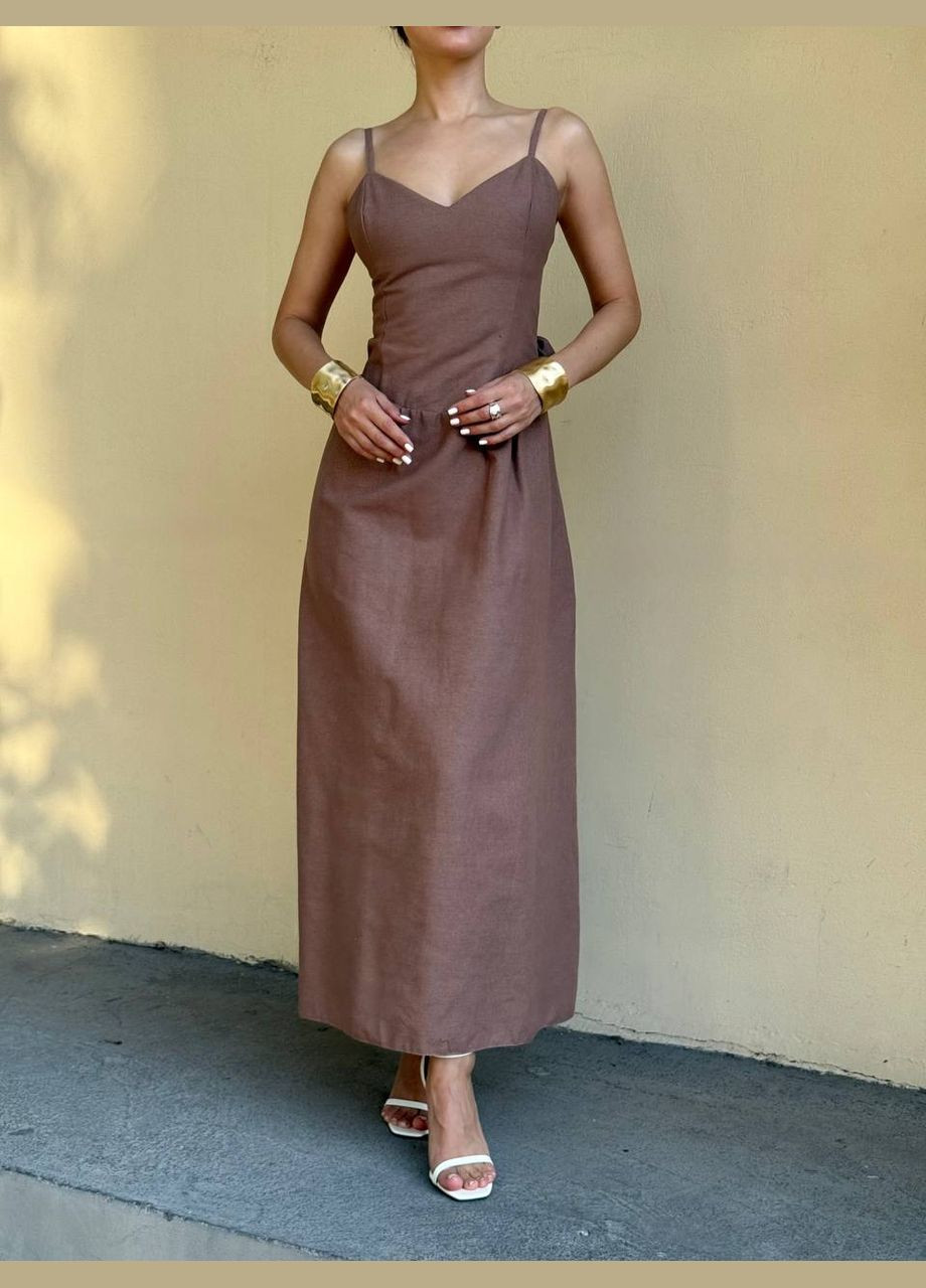 Темно-бежевое красивое цвета темный беж платье с большим бантом сзади из натуральной ткани (лён), платье с открытым декольте No Brand однотонное