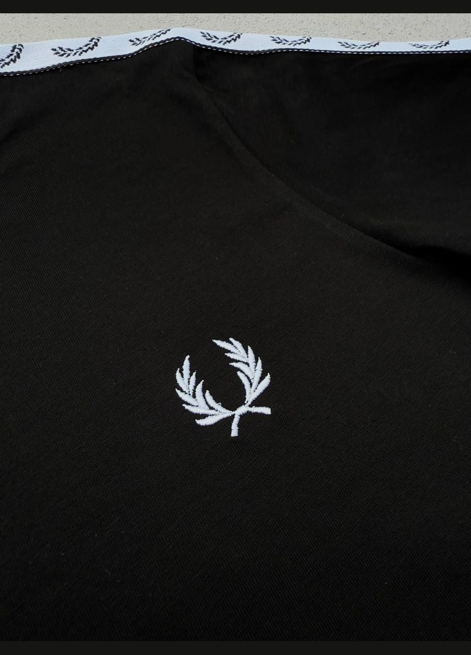 Черный набор fred perry лампас футболка шорты и 2 пары носков No Brand