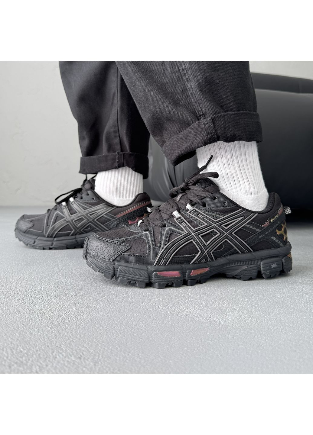 Черные демисезонные кроссовки мужские и женские asics gel-kahana 8 gore-tex black rose gold | асикс гель-кахана 8 черные No Brand