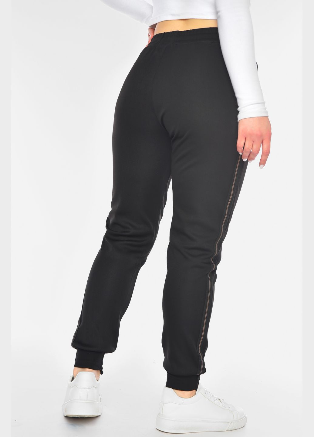 Штани жіночі однотонні чорного кольору Let's Shop (327596538)