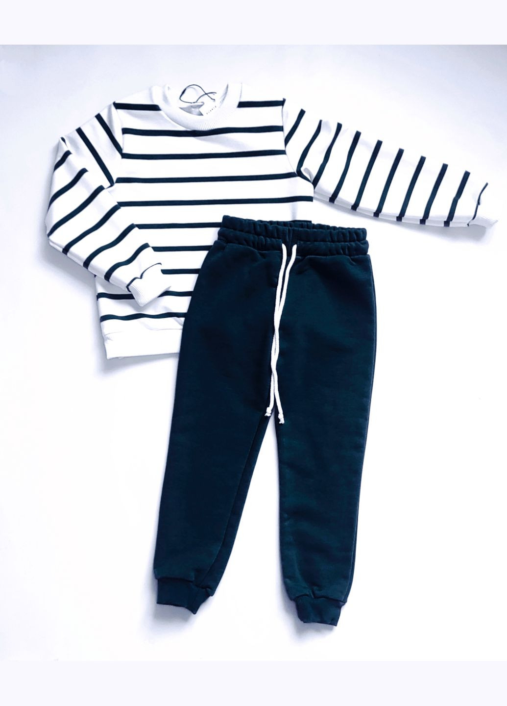 Черно-белый демисезонный костюм тринитка петля No Brand