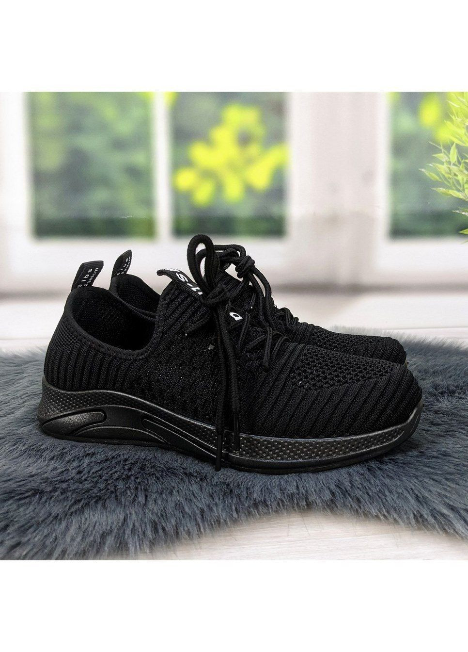 Чорні літні кросівки жіночі текстильні Gipanis