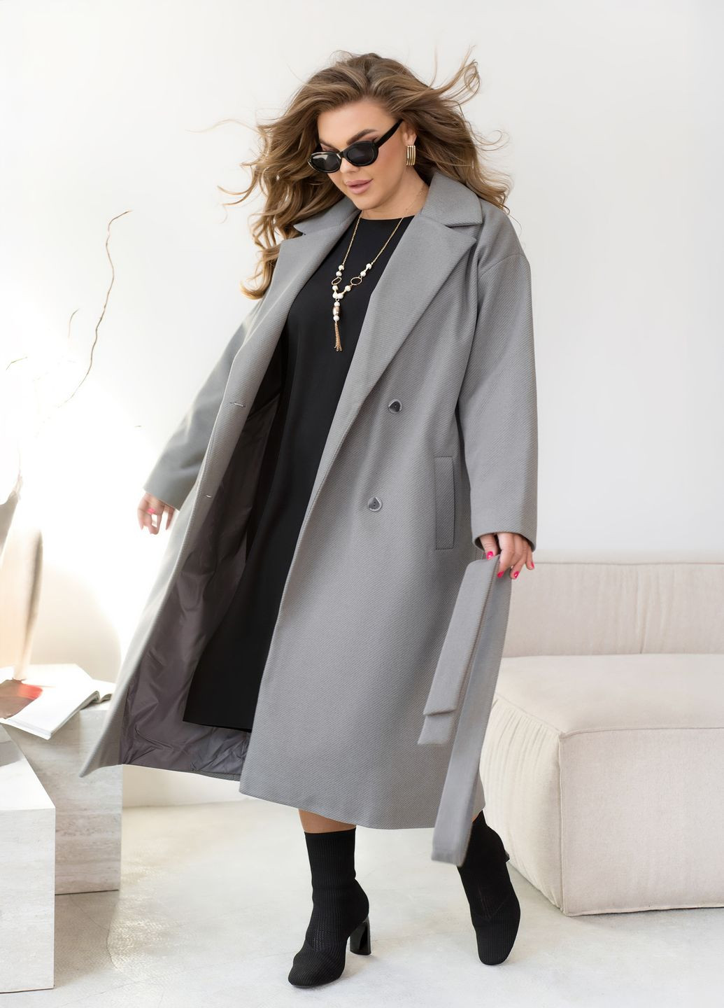 Серое демисезонное Классическое женское пальто с поясом из диагонального твида двубортное No Brand