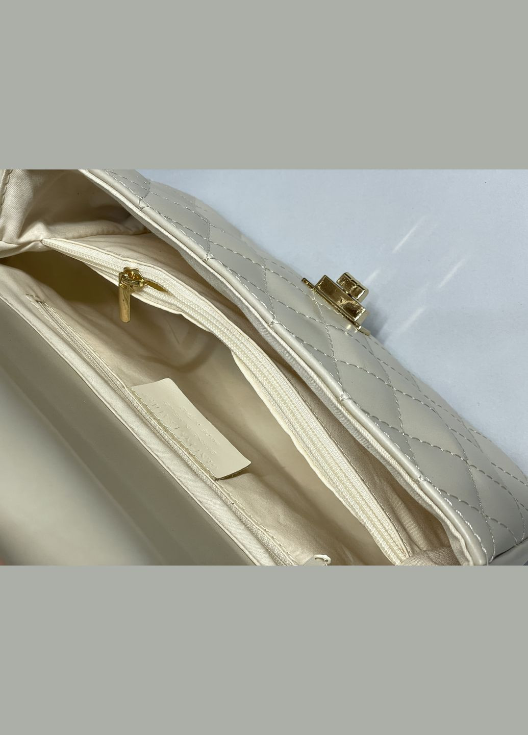 Сумка женская натуральная кожа Италия, стеганая, на цепочке, классика Firenze Кросбоді (341251992)