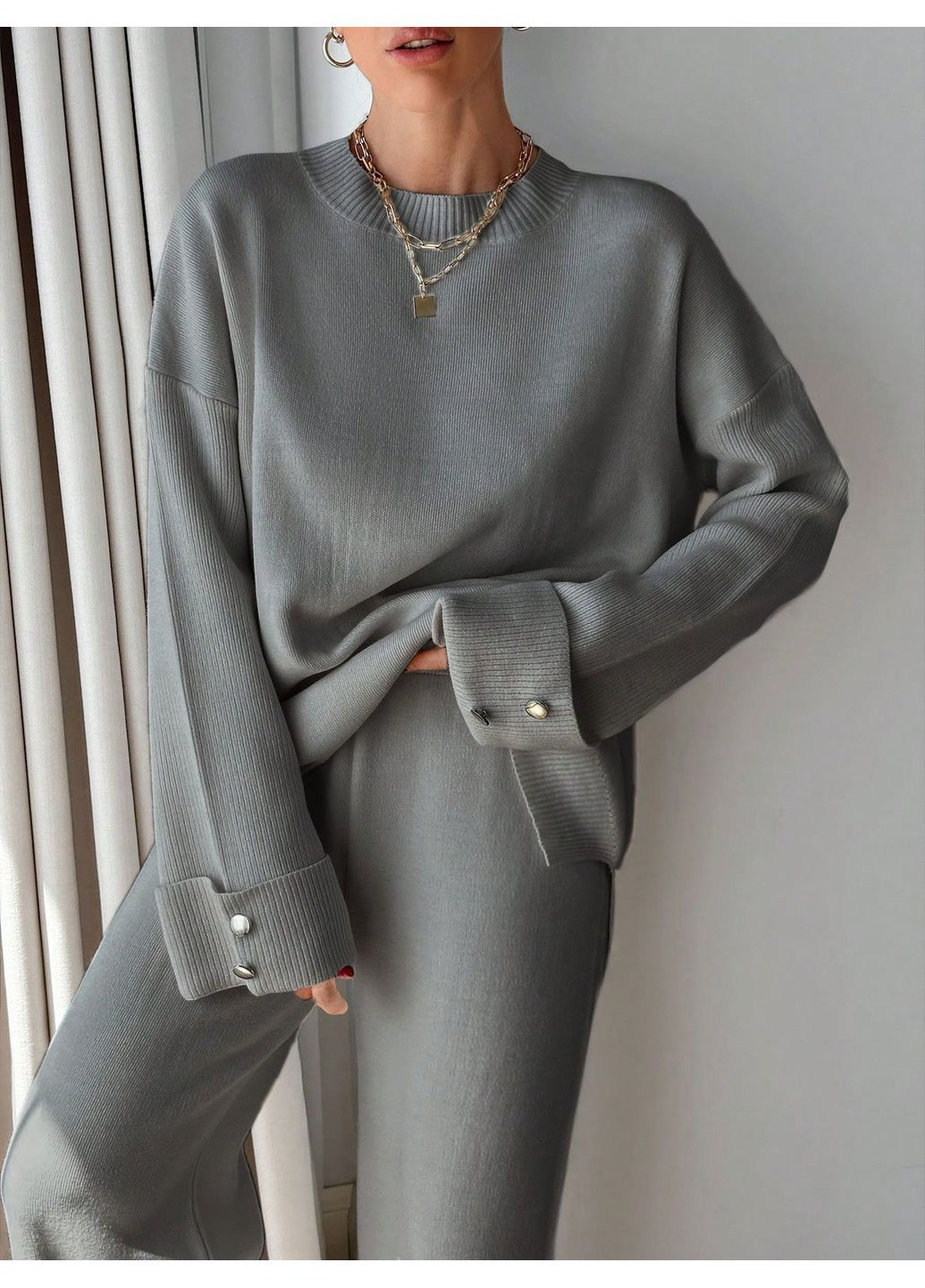 Сірий демісезонний светр SHEIN