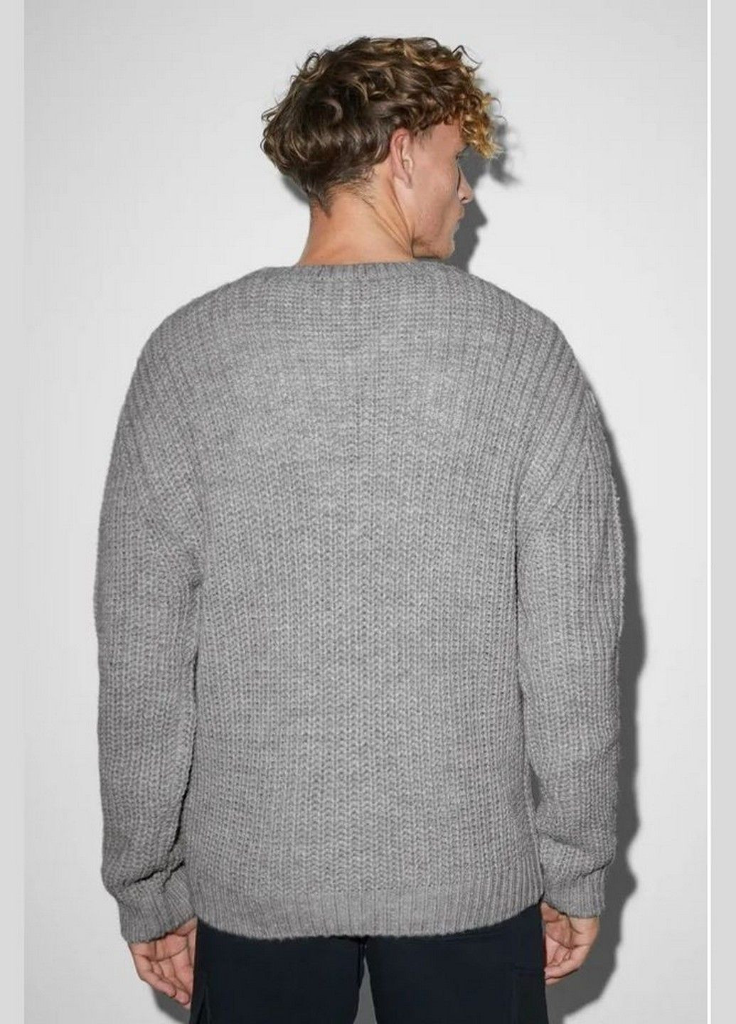 Сірий демісезонний светр C&A