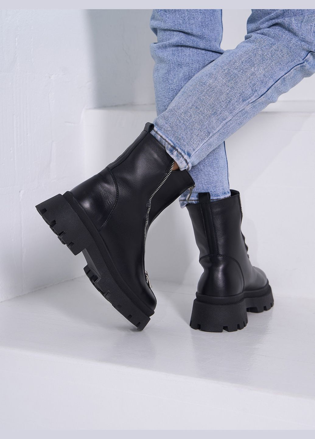 Осенние ботинки ISSA PLUS с молнией