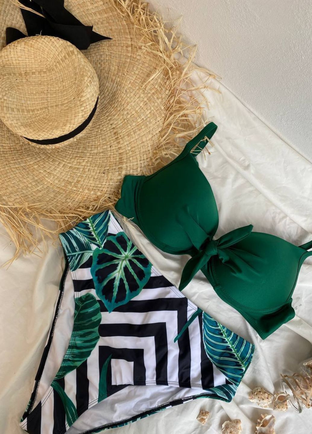 Зелений демісезонний жіночий купальник роздільний No Brand