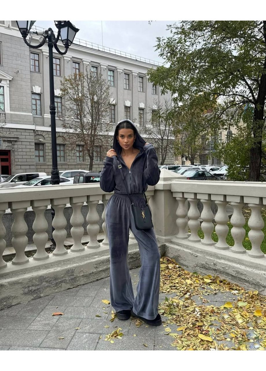 Жіночий спортивний костюм у сучасному стилі Україна (361071475)