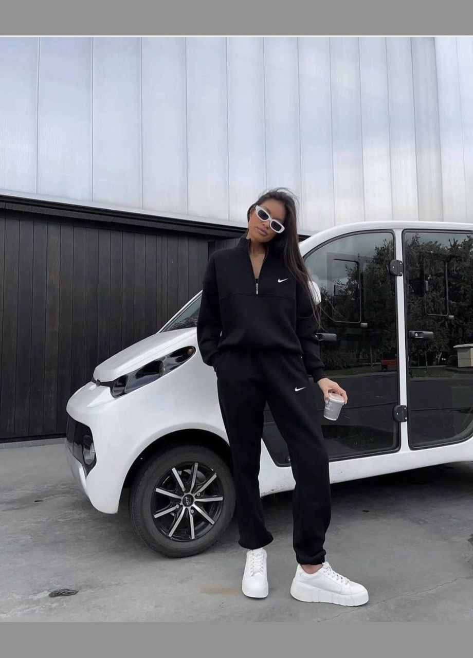 Жіночий спортивний костюм No Brand (303326302)