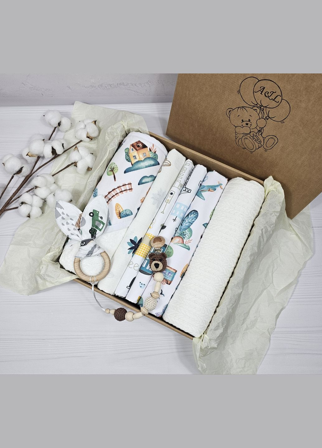 Набор для новорожденного: 4 пеленок, плед и полотенце a.l.babybox Паровозик No Brand (333834560)