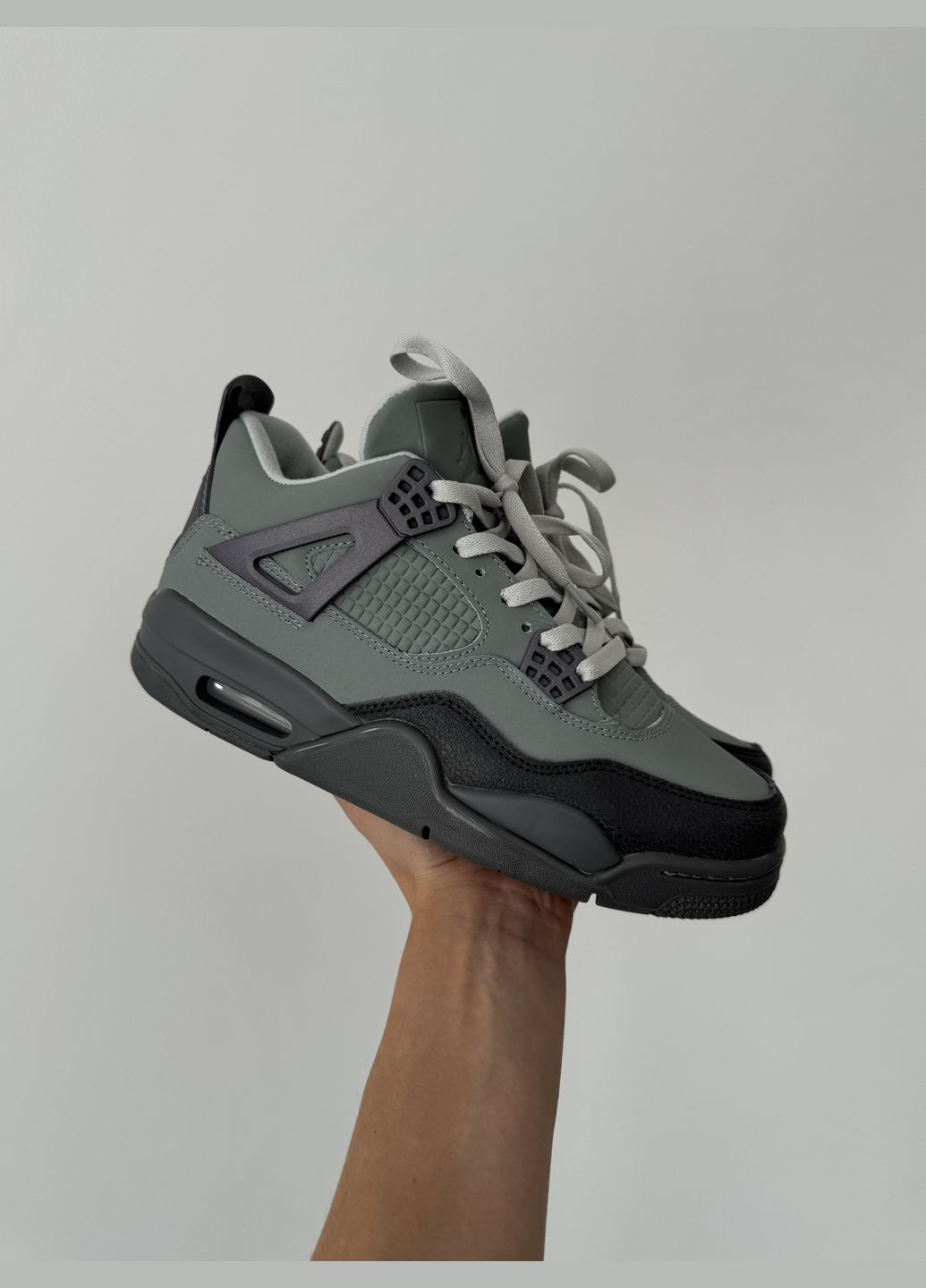 Серые демисезонные кроссовки мужские и женские nike air jordan 4 retro grey | найк аир джордан 4 серые No Brand
