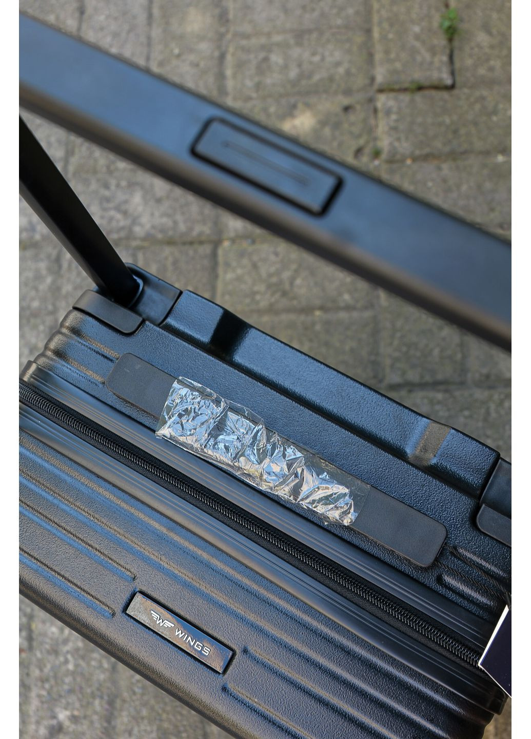 Чемодан полипропилен 100% ручная кладь S маленький, цвет свет серый Wings BNT01 (353302727)