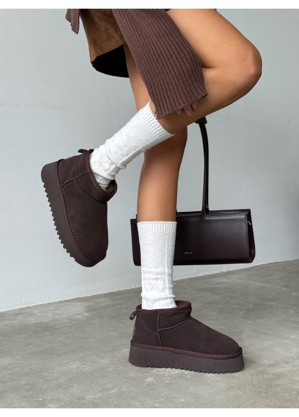 Жіночі уггі шоколадні, натуральна замша, хутро, ультракоротка модель No Brand (366091797)