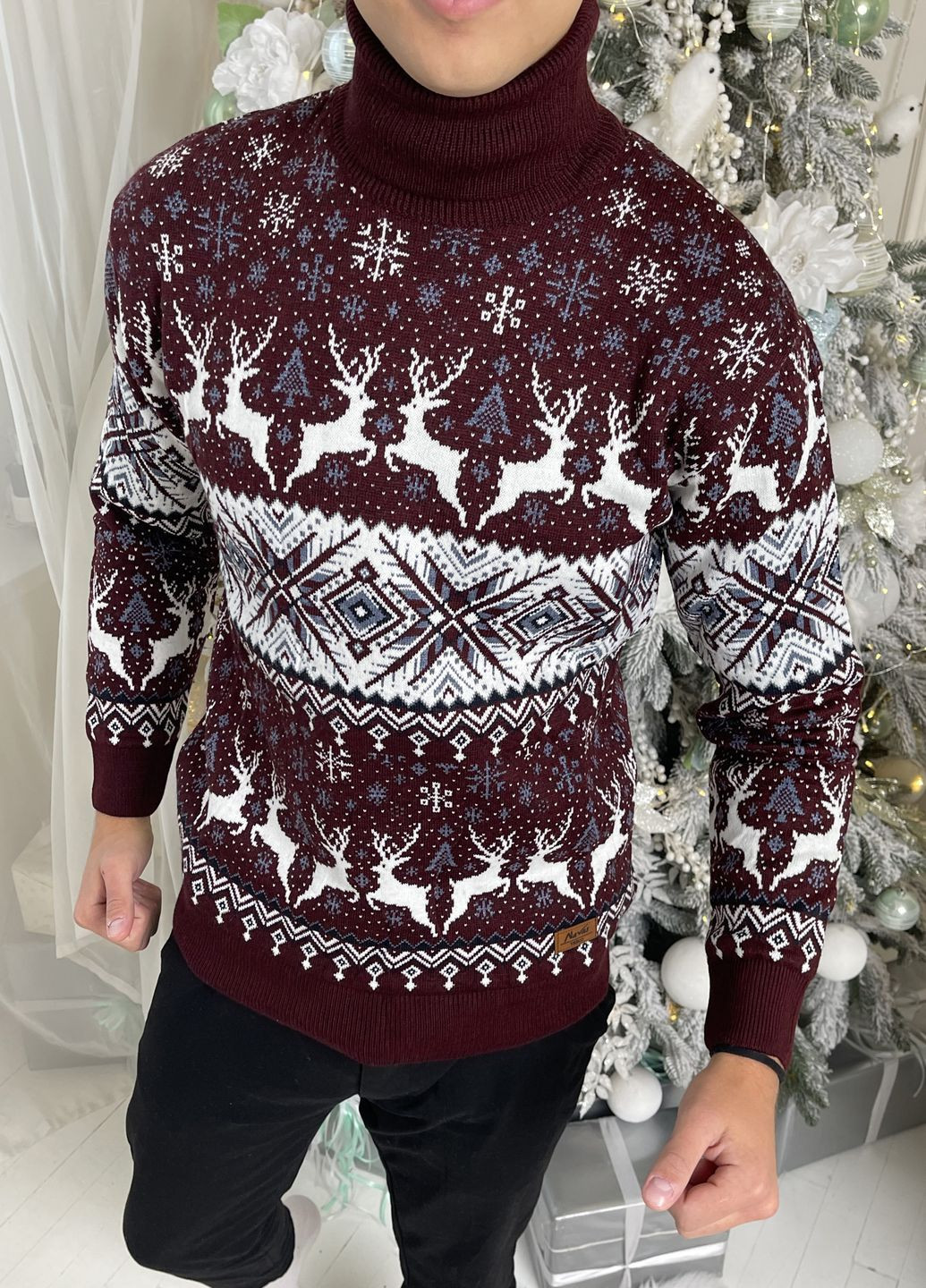 Бордовий зимовий чоловічий новорічний светр з оленями "ornament" бордовий, під шию джемпер No Brand