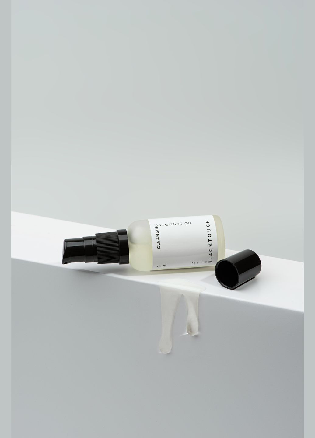 Очищающее гидрофильное масло для всех типов кожи, 30 мл BlackTouch (285720182)
