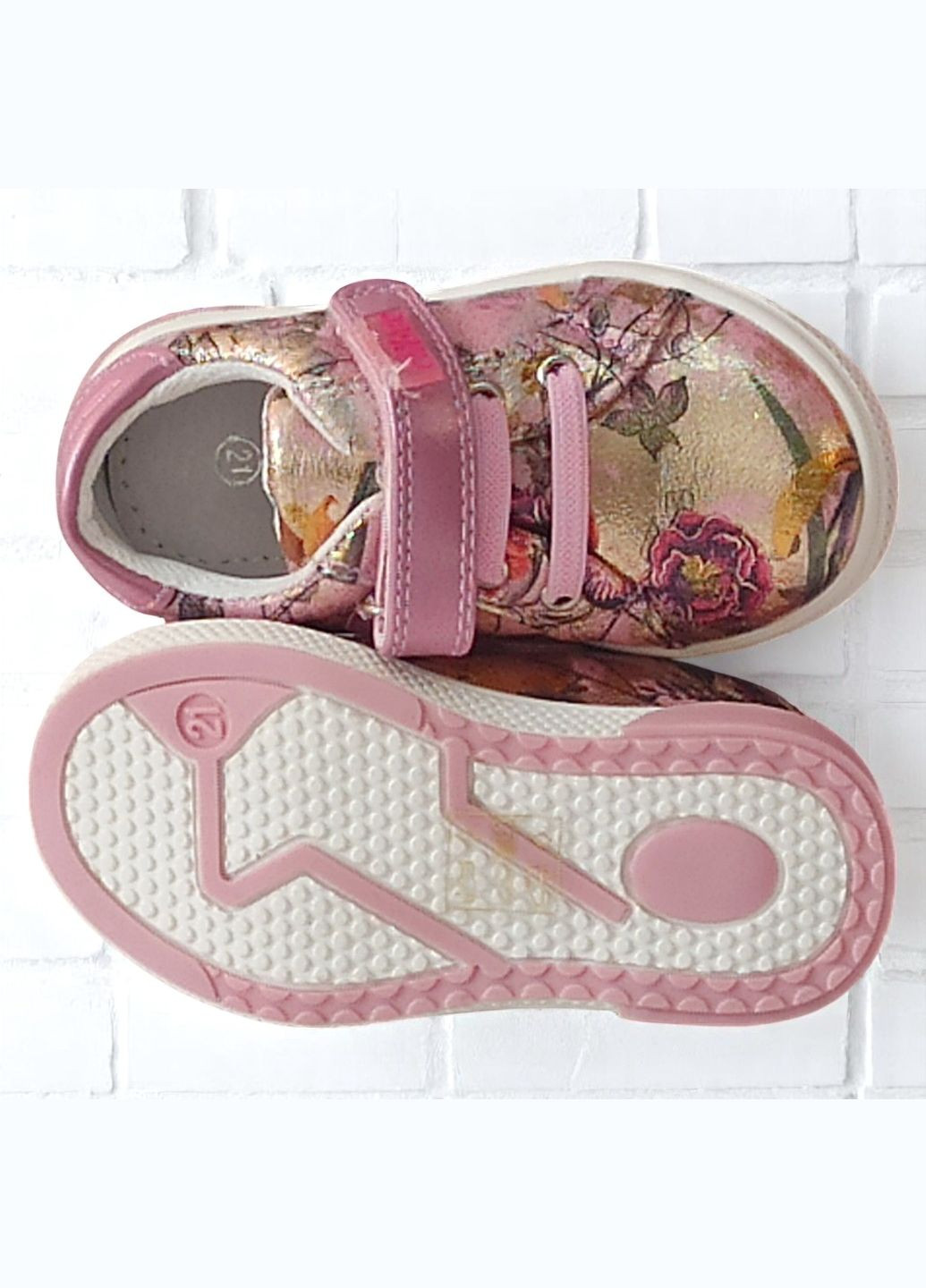 Рожеві осінні ортопедичні кросівки на липучці для дівчинки клібі Clibee