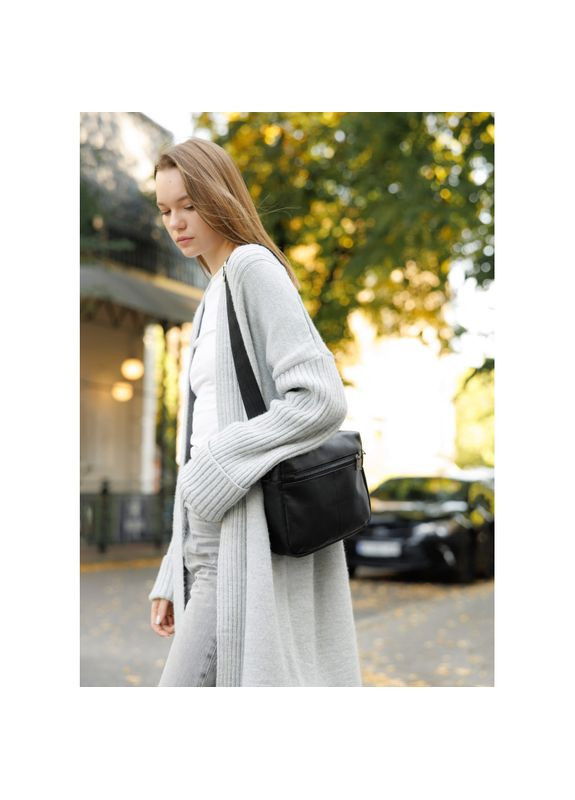 Жіноча сумка месенджер з шкіри Makros чорна Sambag (360857015)