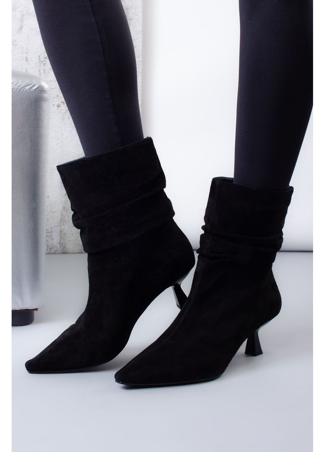 ботинки женские k522-602-1 натуральная замша черные 346571 Where Uwear