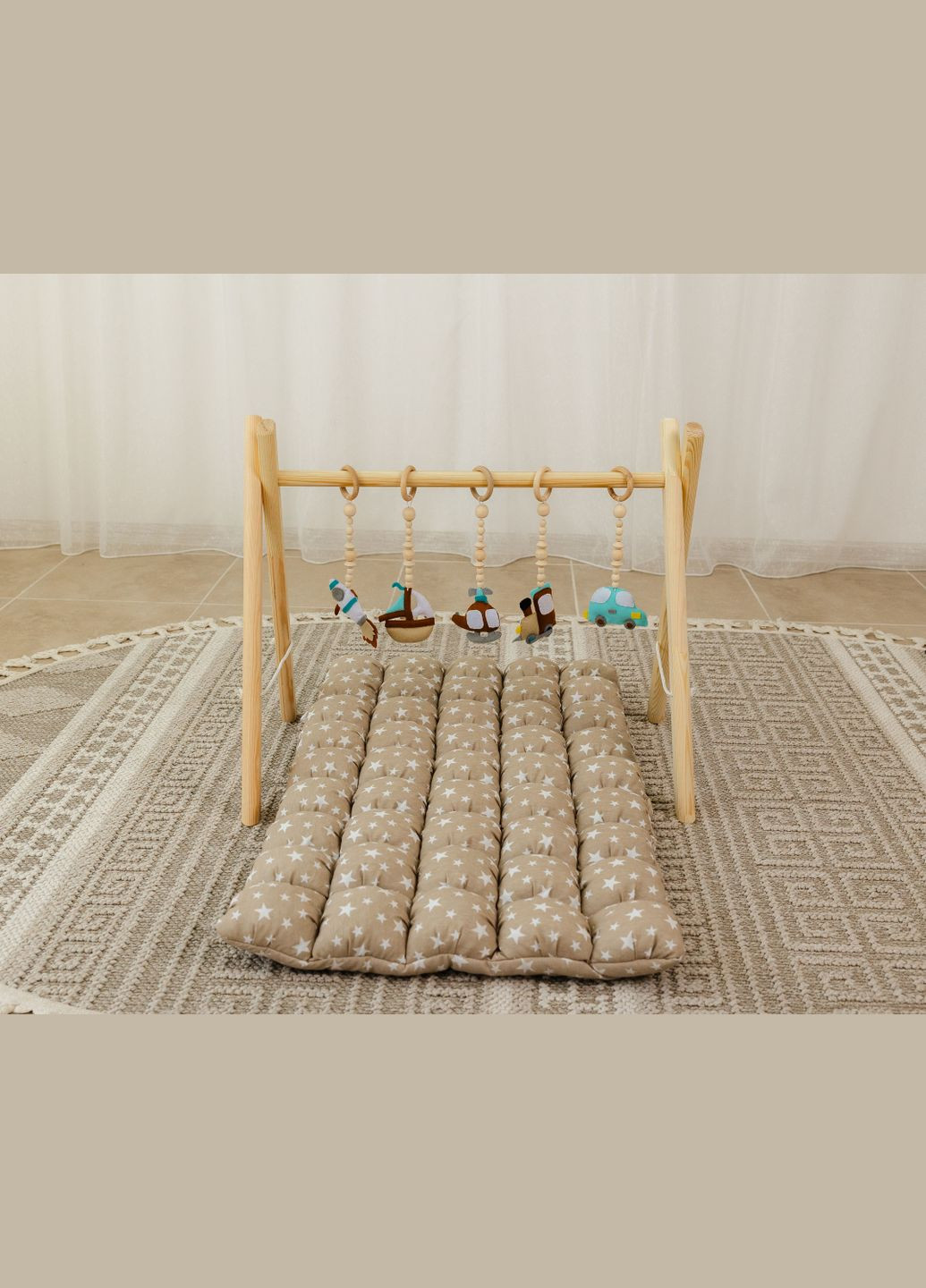 Мобиль детский напольный XRMASTER Веселые путешествия с матрасиком Ловец снов No Brand (347584728)