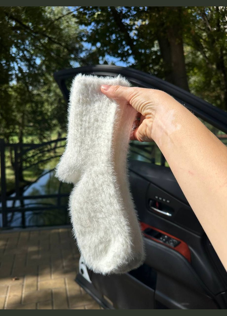 Білі шкарпетки жіночі однотонні (307837873)