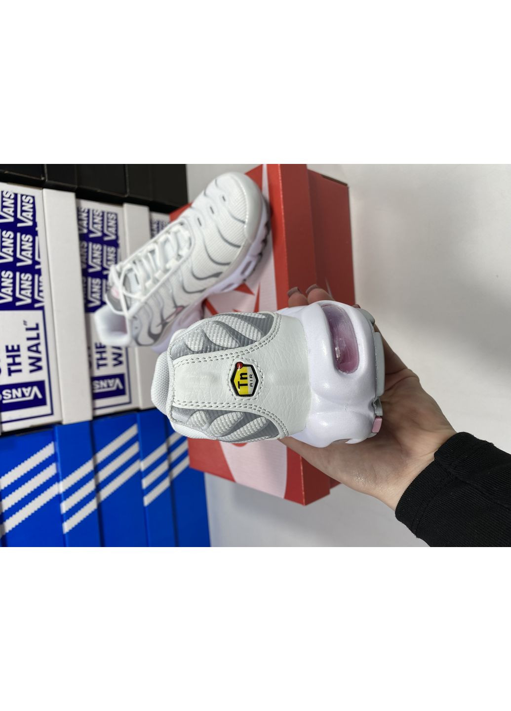 КРОСІВКИ ЖІНОЧІ NIKE TN PLUS WHITE GREY PINK НАЙК АІР МАКС ТН ПЛЮС No Brand рожеві демісезони (367167286)