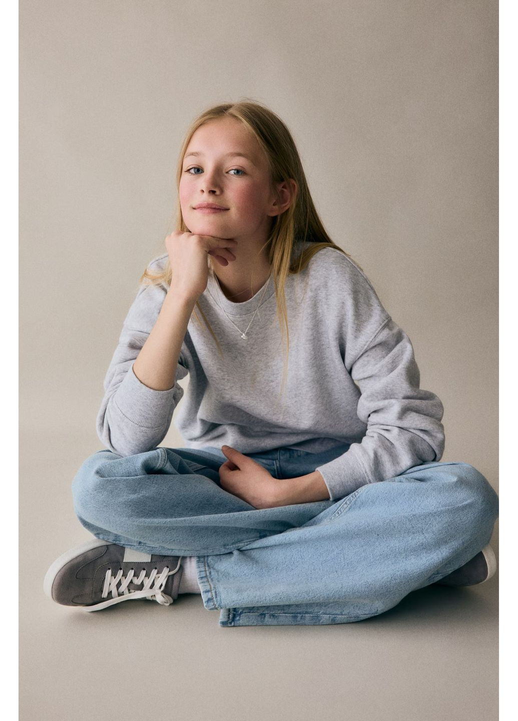 Голубые демисезонные прямые джинсы H&M