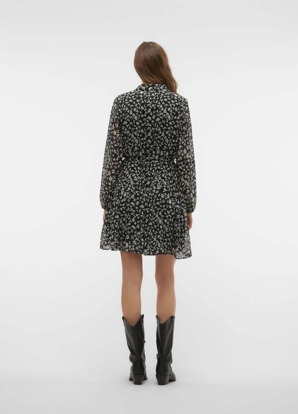 Черное платье-рубашка Vero Moda