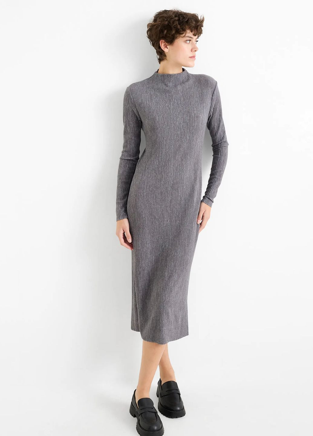 Серое кэжуал платье макси в рубчик C&A однотонное